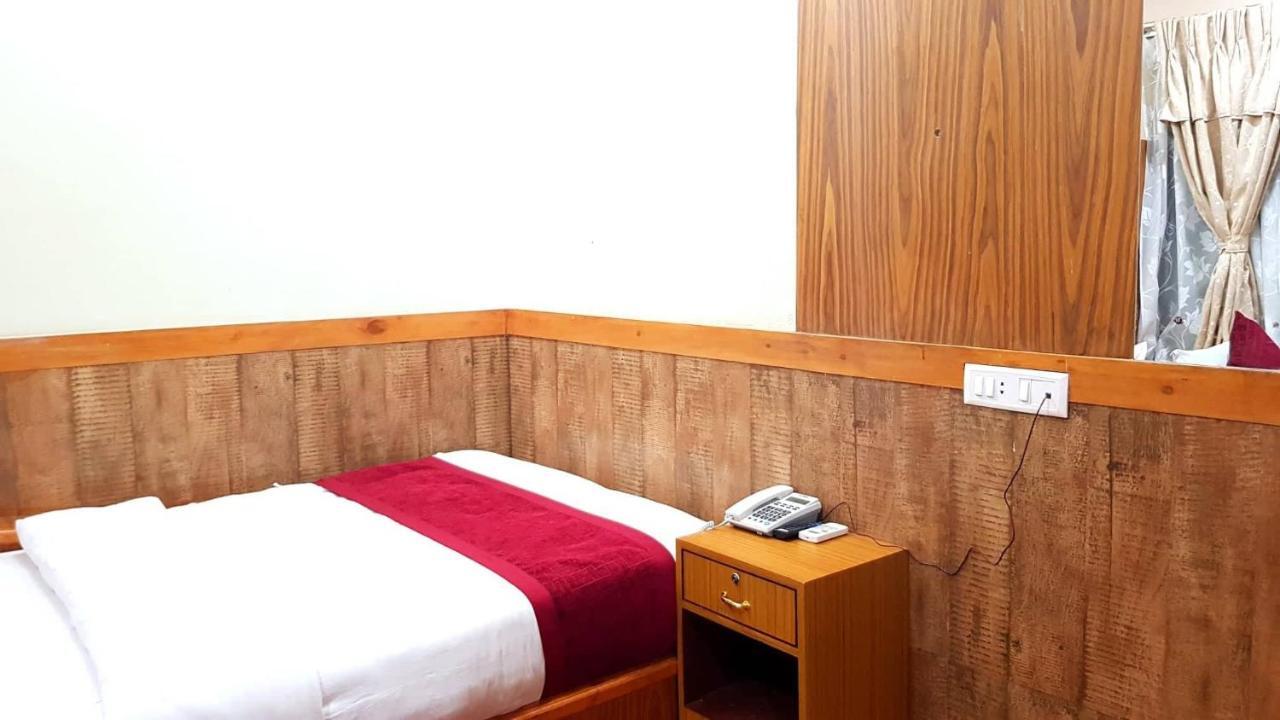 Grand Shivalaya Hotel And Restro Pokhara Exterior foto